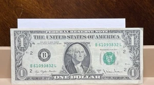 1977 $1 Dollar Bill In Great Condition With Serial Number 61093832 - Picture 1 of 4