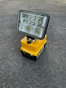 custom made DeWalt 20v LED light, 2nd Gen, wide beam, low voltage protection - Picture 1 of 9
