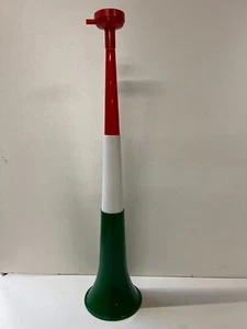 Iran WM Tröte, Vuvuzela, Trompete, Horn, Hupe, 4-teilig, 55cm (grün-weiß-rot) - Bild 1 von 1