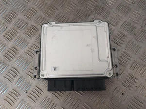 Calculateur Moteur BOSCH - CITROEN C3 III (3) 1.5L HDI 100CV - Réf : 9832694380 - Picture 1 of 4
