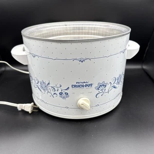 Vintage Crock Pot Base 3656 Sky Blue Floral Pattern - Picture 1 of 5