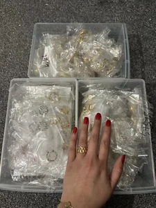 JOBLOT Gold Stainless Steel Ring Women's Rings Jewellery - Gift for Her - Picture 1 of 7