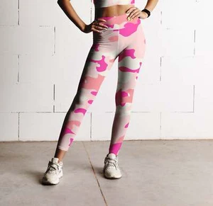 Pink Camo Cancer Awareness High Waist Leggings - Bild 1 von 6