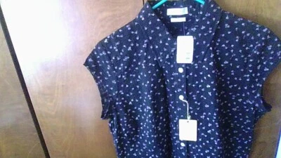 Blusa Van Heusen tamanho G LINDA sem mangas com botões preta/floral algodão texturizado nova com etiquetas - Imagem 1 de 4