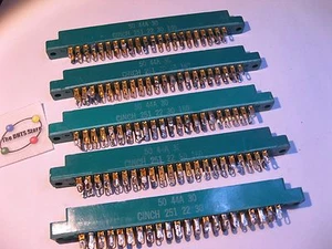 Edge Connector 50-44A-30 Cinch 251-22-30-160 doppelseitig 22 Positionen gebrauchte Menge 5 - Bild 1 von 4