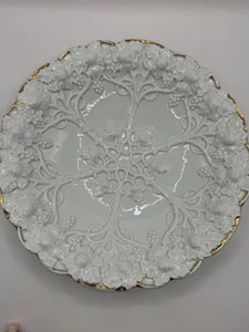 Vintage Meissen Porcelain Plate Crossed Swords Mark Grapevine Leaves Gilt Rim - Picture 1 of 11