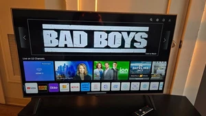  LG SMART TV 43 - Picture 1 of 5