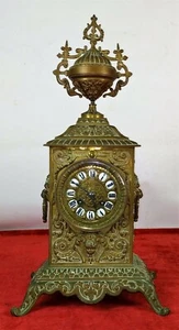 MANTEL CLOCK. BRONZE. PROBABLY FRENCH PRODUCTION. FRANCE (?) END OF THE XIXTH - Picture 1 of 1