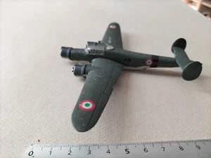 AVION ITALIEN 39-45 WW2 METAL INCOMPLET ECHELLE INCONNUE G62 - Imagen 1 de 3