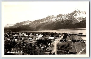 AK Seward Alaska Luftaufnahme der Stadt RPPC 1950er Echtfoto Q28 - Bild 1 von 2