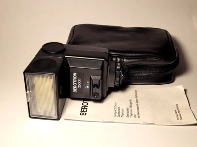 TESTED Praktica/Olympus Berotron 2500D TTL Automatic Flash BX20 Blitz Blitzlicht - Bild 1 von 3