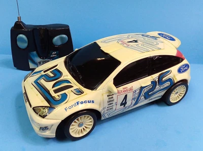 Tyco 2000 04 Ford Focus RS 1/16 R/C Remote Control WRC - Image 1 of 4