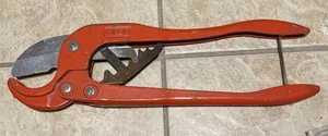 Ridgid ratcheting plastic pipe cutter up to 2 3/8" pvc plumbing tool - Picture 1 of 10