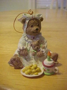 Mommy & Baby Bear 1996 Ceramic Hanging Ornament By Shelly Rasche Stands Alone - Foto 1 di 3