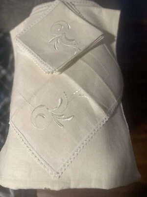 Mantel y 6 servilletas vintage crema y blanco 54 X 70 bordado y encaje Foto 1 de 4