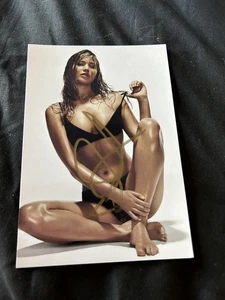 Actress JENNIFER LAWRENCE Signed 4x6 SEXY Photo AUTOGRAPH - Picture 1 of 1