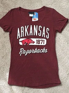 Neu! Arkansas Damen Shirt NCAA Razorbacks T-Shirt Gr. S Small rot - Bild 1 von 7