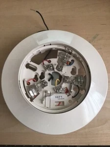 System Sensor B114LP | Smoke Detector Base | Same Day Shipping (SEALED) - Picture 1 of 4