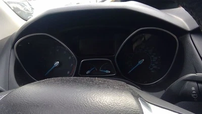 Cuadro de instrumentos velocímetro Ford Focus 2012 (MPH) | ID CM5T-10849-SA a través de SU Foto 1 de 4