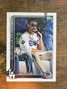 2025 Topps Series 2 - Michael Conforto #476 Golden Mirror Image Variation - Bild 1 von 2