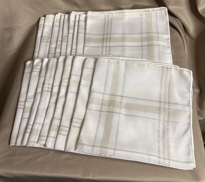 "LOTE DE COLECCIÓN 18 SERVILLETAS HILO METÁLICO ORO BLANCO Y PLATA 17"" CUADRADAS USADAS EN EXCELENTE ESTADO" Foto 1 de 4