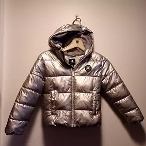 Converse All Star Chuck Taylor Metallic Silver Girl's hooded puffer coat size 6X - Picture 1 of 5