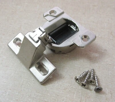 Dobradiça Blum COMPACT 110° 30.310-11.02 níquel com placa base 130.110-01.26 5/8" OL - Imagem 1 de 4