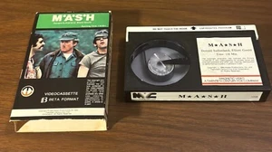 MASH Beta Betamax Format- Donald Sutherland/Elliot Gould- 1980 version w/ box - Imagen 1 de 3