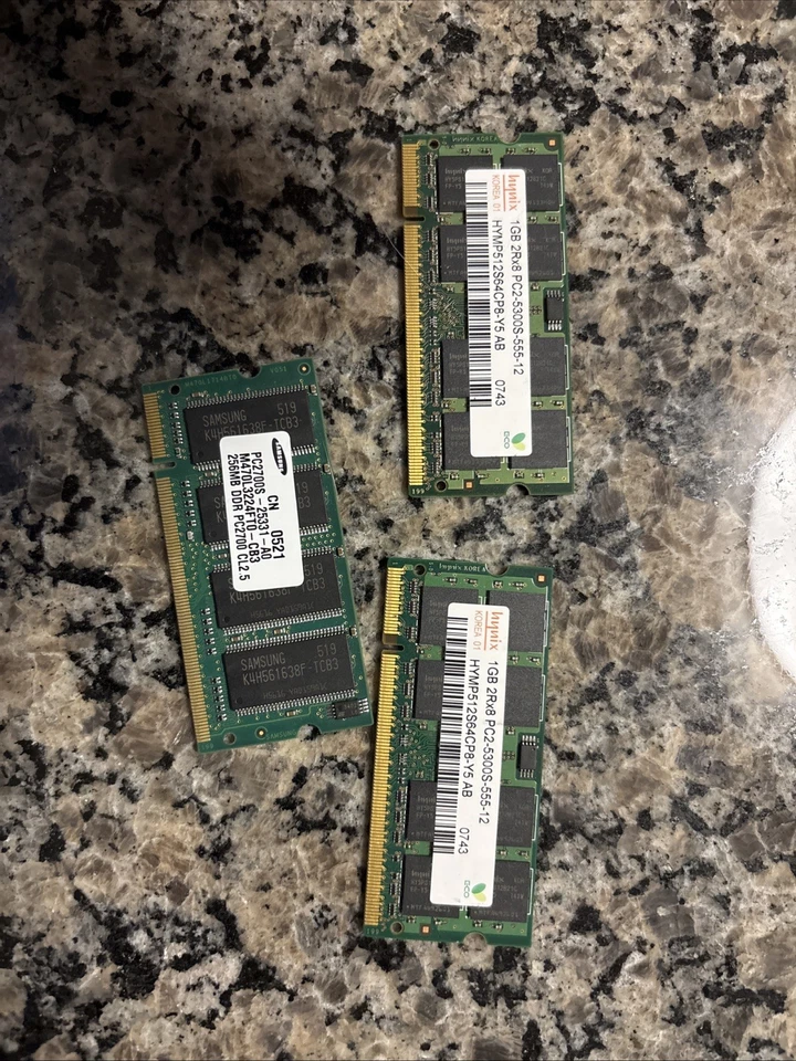 Laptop 256MB DDR and X2 1GB DDR2 DIMMS - Image 1 of 1