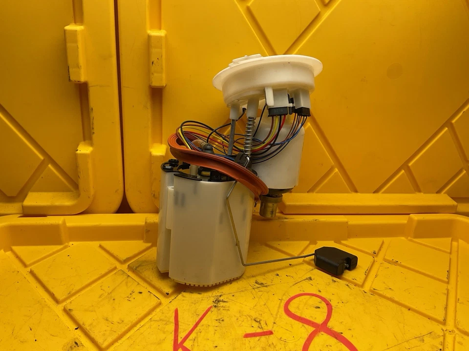 AUDI A6 QUATTRO 2012-2018 CONJUNTO BOMBA COMBUSTIBLE 3,0 L 4G0 919 051 OEM Foto 1 de 4