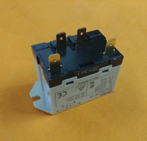 Omron G7L-1A-TUB-CB-AC100/120 General Purpose Relay Class B Insulation QuickC... - Picture 1 of 3