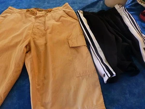 lot homme 2bermudas T42-44 tres bon état - Picture 1 of 1