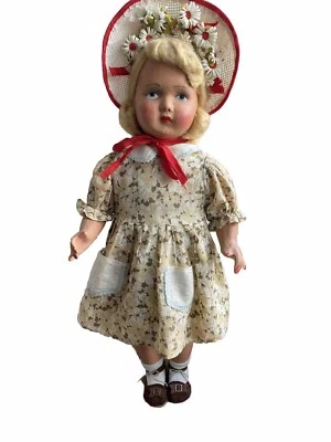 Antica bambola In Cartapesta - Immagine 1 di 4