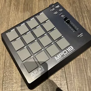 AKAI Professional MPD18 Compact USB MIDI Pad Controller - Picture 1 of 5
