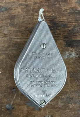 VTG Irwin Straight-Line Chalk Line Reel Plumb Bob Metal Tool Made In USA Pre-Own - Image 1 of 3