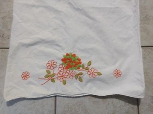 Vintage Pillowcase Hand Embroidered Cross Stitch Scalloped Edge 27" x 20" - Picture 1 of 4