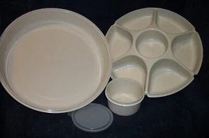NEW Tupperware Vintage (Divided) Veggie PARTY TRAY/ Dip Bowl SET #1665 1666 1667 - Picture 1 of 7