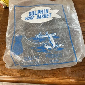 Vintage Metal Wire Basket Collapsible Fishing Catch Fish Sealed Hanging Basket - Picture 1 of 6