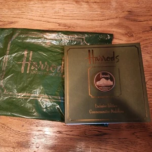 Harrods - Knightsbridge - London - Gedenkmedaillon - Bild 1 von 7