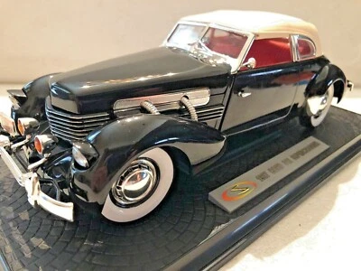 1937 CORD 812 SUPERCHARGED BY SIGNATURE BLACK 1/18 scale  - Image 1 of 4