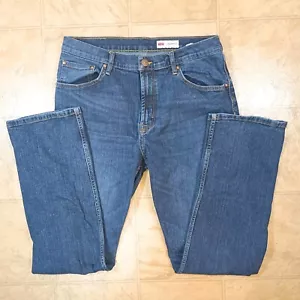 Wrangler Jeans Men's 32x32 Straight Fit RN130273 Mid Rise Dark Wash EUC - Picture 1 of 9