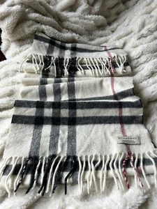 Bufanda a cuadros Burberry Check 100 % cachemir puro Nova - Excelente estado - Imagen 1 de 10