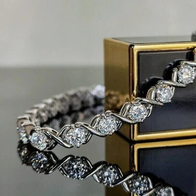 Женский теннисный браслет «XO» с круглым лабораторным покрытием из белого золота 14 карат с бриллиантами 7 дюймов - Изображение 1 из 4