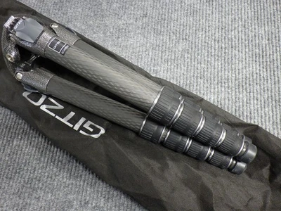 Nuevo trípode de fibra de carbono Gitzo GT4553S Systematic Series 4 (estándar) Foto 1 de 4