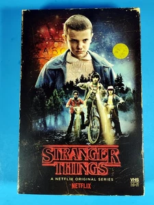 Stranger Things, Season 1  Blu- Ray Target exclusive VHS collector edition *VG* - Bild 1 von 5