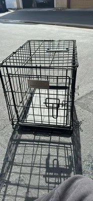 Jaula/caja para perros pequeños Foto 1 de 2