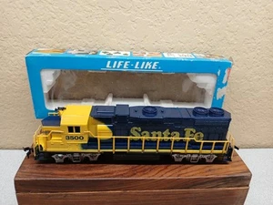 HO Scale Life-Like 08285 ATSF Santa Fe GP38-2 Diesel Loco #3500 Tested Runs! - Picture 1 of 13
