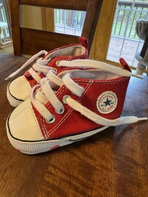 ZAPATILLAS CONVERSE CHUCK TAYLOR ALL STAR, Cunas Rojas, Infantil Talla 1 Foto 1 de 4