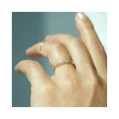 Corona de hadas de moissanita de corte brillante centelleante en banda de oro amarillo puro de 10K Foto 1 de 4