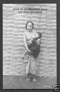 Preanger donna nuda che allatta seno Giava Indonesia 1910 - Foto 1 di 1